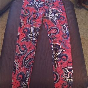 LuluRoe OS Leggings Paisley